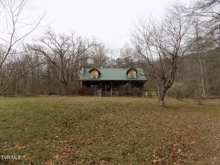 185 Lovin Road, Mooresburg, TN 37811