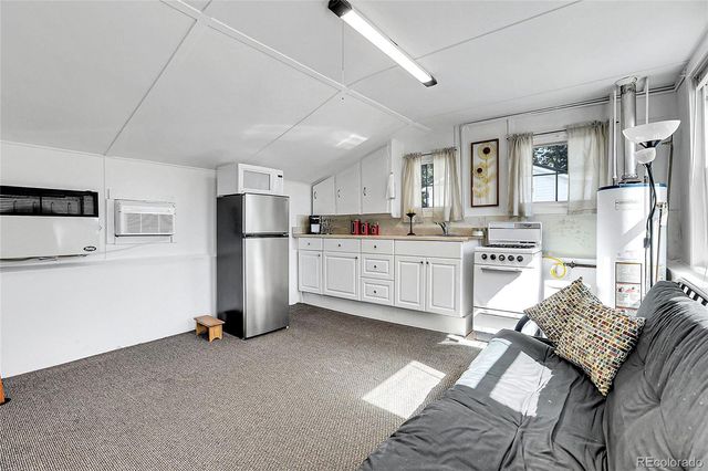 6480 W 60th Avenue, Arvada, CO 80003