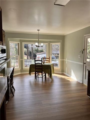 1524 Carlton Avenue, Stone Mountain, GA 30087