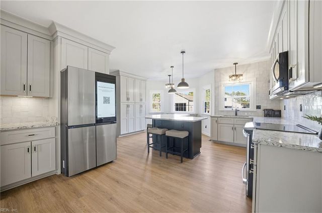 224 Saint Brides RD E, Chesapeake, VA 23322