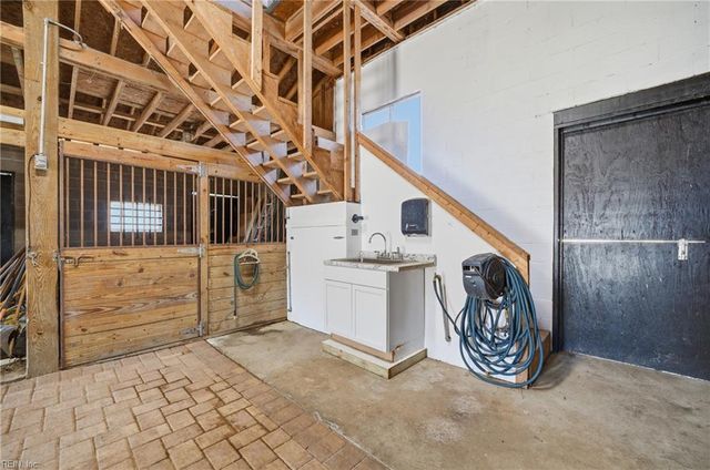 224 Saint Brides RD E, Chesapeake, VA 23322
