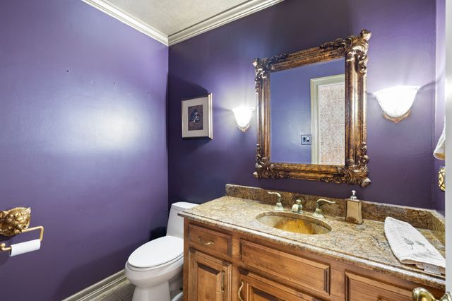 2 Nobhill Drive, Greenville, TX 75402