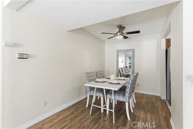 25712 Le Parc 7, Lake Forest (el Toro), CA 92630