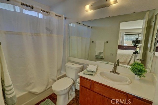 25712 Le Parc 7, Lake Forest (el Toro), CA 92630