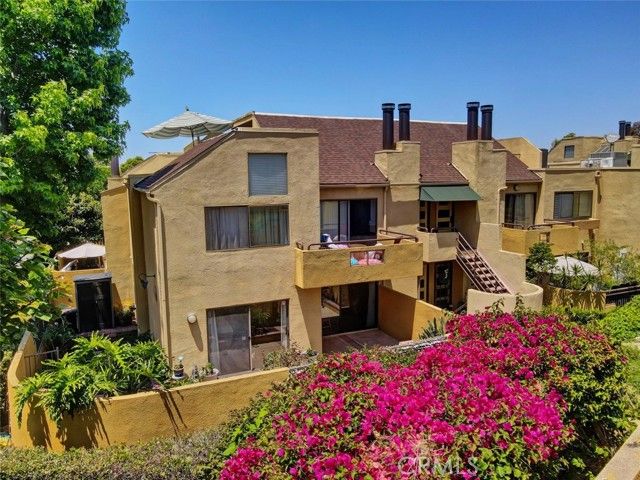 25712 Le Parc 7, Lake Forest (el Toro), CA 92630