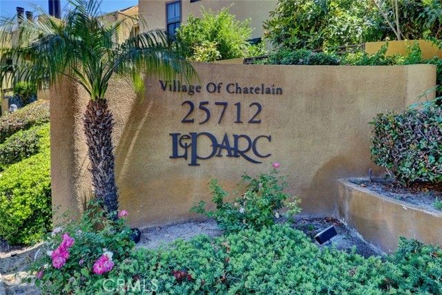 25712 Le Parc 7, Lake Forest (el Toro), CA 92630