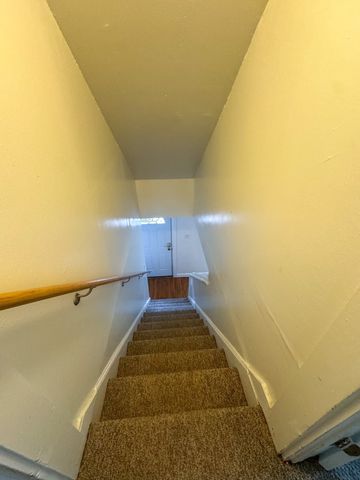 81 Brayton Rd 1, Boston, MA 02135