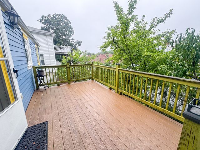 81 Brayton Rd 1, Boston, MA 02135