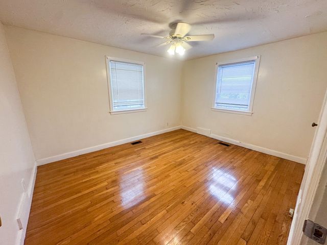 81 Brayton Rd 1, Boston, MA 02135