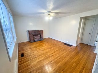 81 Brayton Rd 1, Boston, MA 02135