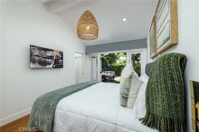 415 Walnut, Costa Mesa, CA 92627