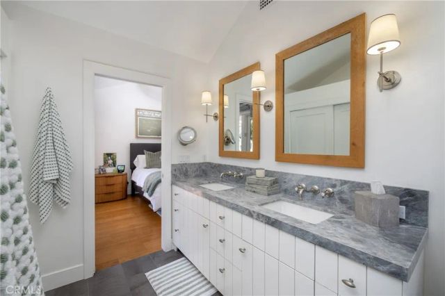 415 Walnut, Costa Mesa, CA 92627