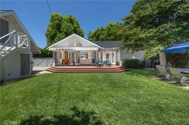 415 Walnut, Costa Mesa, CA 92627