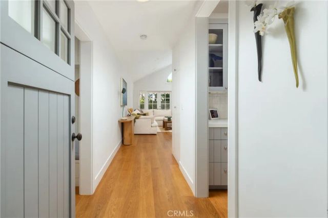 415 Walnut, Costa Mesa, CA 92627