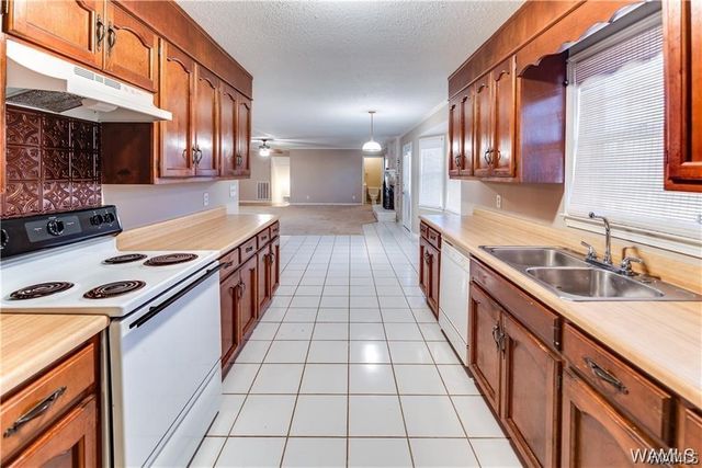 11647 Skelton, Duncanville, AL 35456