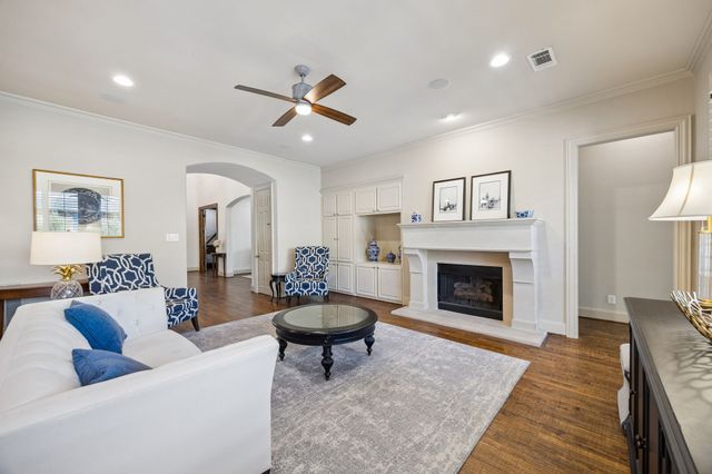 1401 Luckenbach Drive, Allen, TX 75013