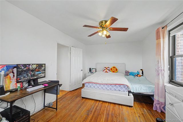 7345 210th Street 6D, Oakland Gardens, NY 11364