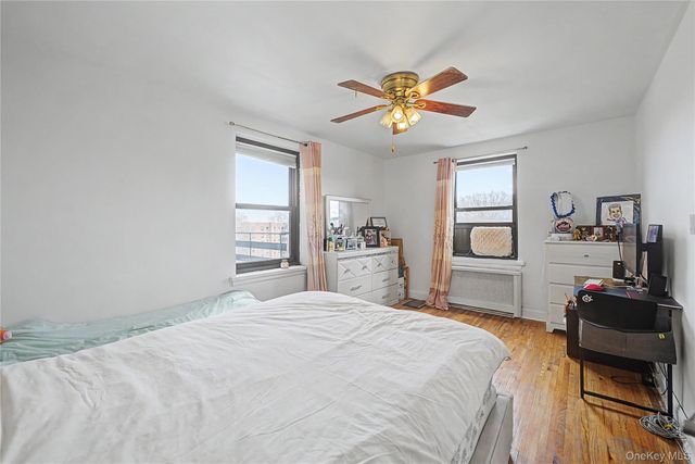 7345 210th Street 6D, Oakland Gardens, NY 11364