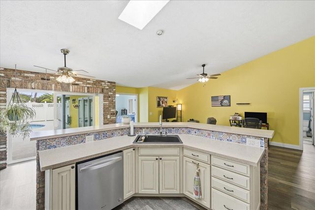 2812 SE Pace Drive, Port St. Lucie, Port St Lucie, FL 34984