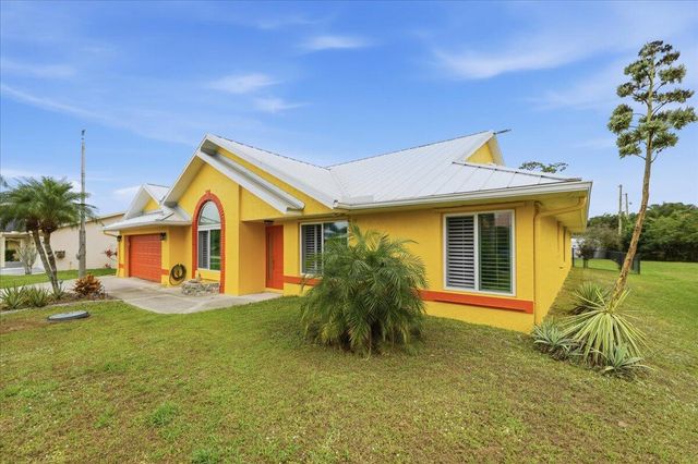 2812 SE Pace Drive, Port St. Lucie, Port St Lucie, FL 34984