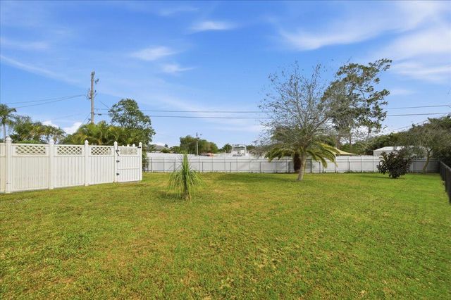 2812 SE Pace Drive, Port St. Lucie, Port St Lucie, FL 34984