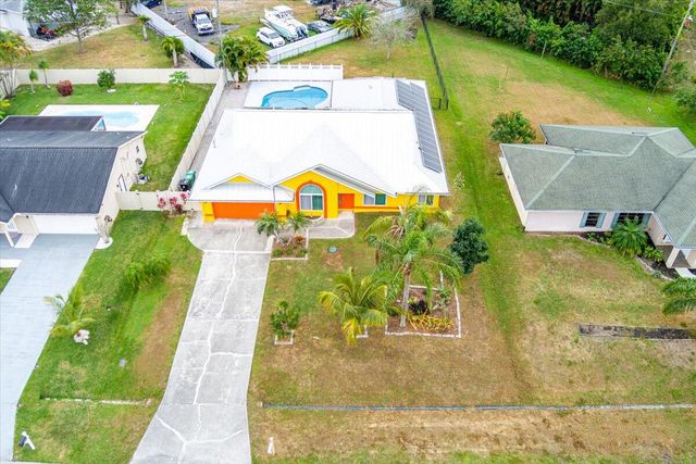 2812 SE Pace Drive, Port St. Lucie, Port St Lucie, FL 34984