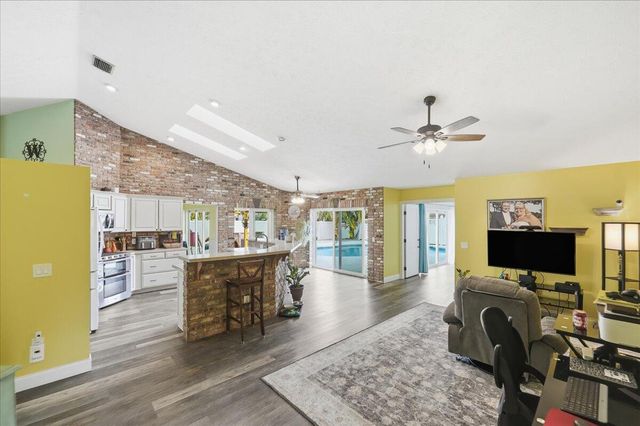 2812 SE Pace Drive, Port St. Lucie, Port St Lucie, FL 34984