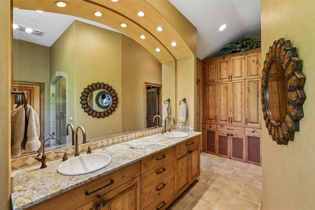 470 Painted Woods Drive, Waukee, IA 50263