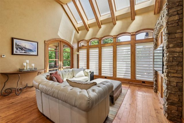 470 Painted Woods Drive, Waukee, IA 50263