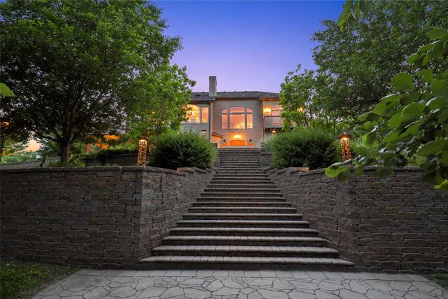 470 Painted Woods Drive, Waukee, IA 50263