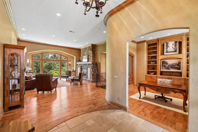 470 Painted Woods Drive, Waukee, IA 50263