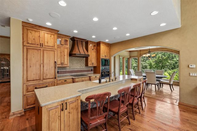 470 Painted Woods Drive, Waukee, IA 50263