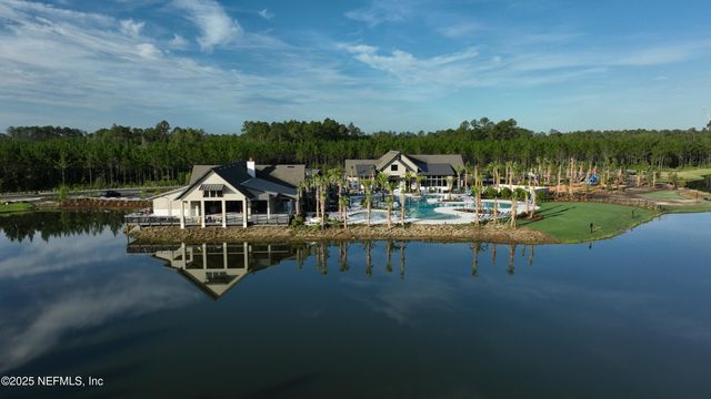 75721 WALKING PATH Lane, Yulee, FL 32097