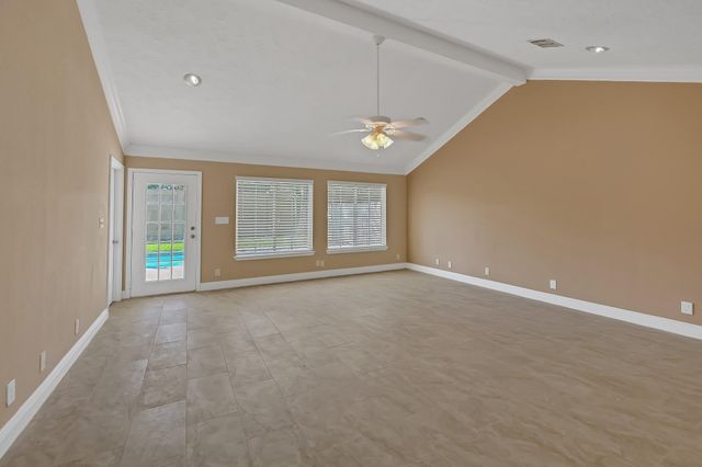 2910 Norwich Street, Pearland, TX 77584