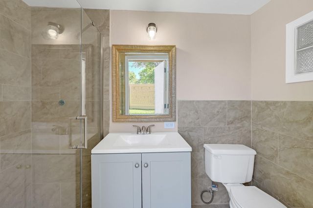 2910 Norwich Street, Pearland, TX 77584