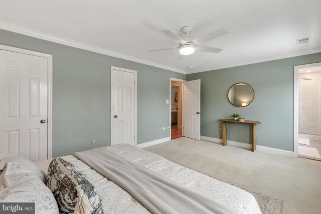 6443 LINWAY TER, Mclean, VA 22101