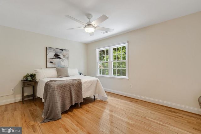 6443 LINWAY TER, Mclean, VA 22101