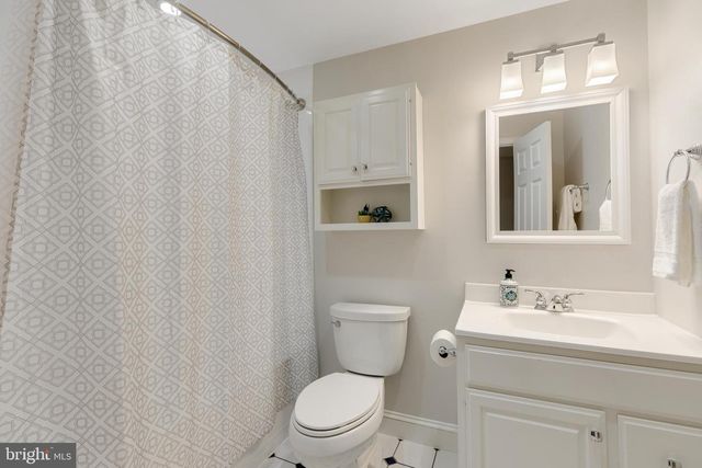 6443 LINWAY TER, Mclean, VA 22101