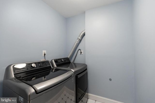 6443 LINWAY TER, Mclean, VA 22101