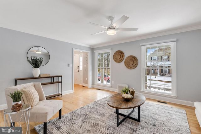 6443 LINWAY TER, Mclean, VA 22101