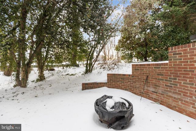 6443 LINWAY TER, Mclean, VA 22101