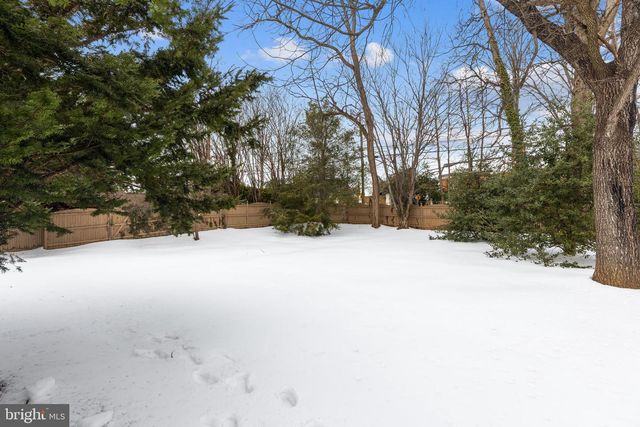 6443 LINWAY TER, Mclean, VA 22101