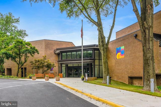 6443 LINWAY TER, Mclean, VA 22101