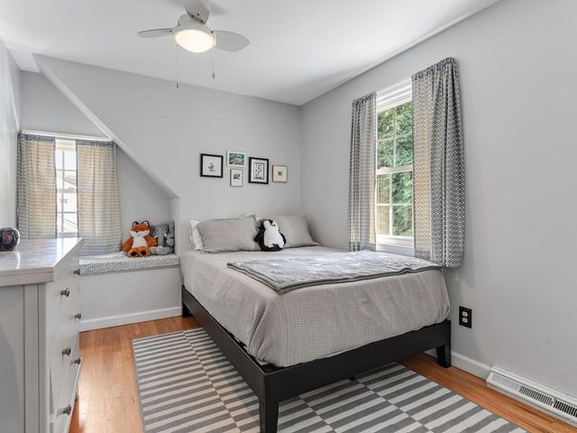 39 Laurel Hill Drive, South Burlington, VT 05403