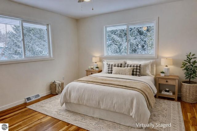 5260 W Blair Townhall Road, Grawn, MI 49637