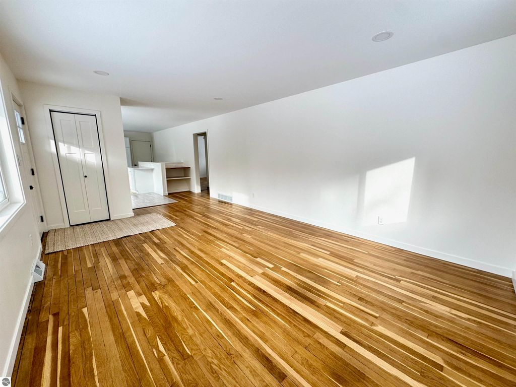 Image 5 of property listing at 5260 W Blair Townhall Road, Grawn, MI 49637