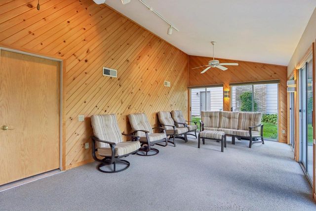 121 Winston Way, Waunakee, WI 53597