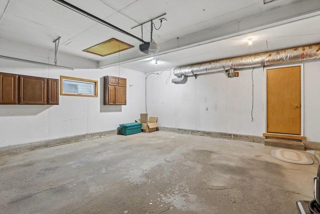 121 Winston Way, Waunakee, WI 53597