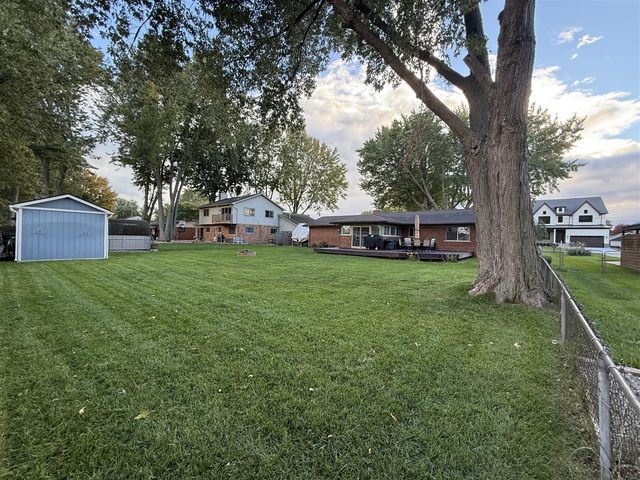 41204 Belvidere Street, Harrison Twp, MI 48045
