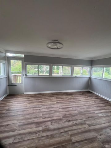 722 Franklin Turnpike, Danville, VA 24540